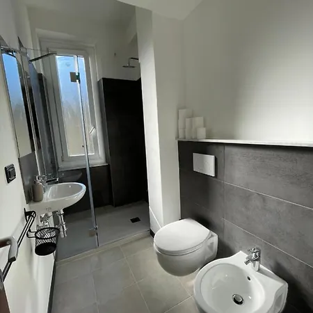 Casa Alizeri Free Parking Coperto, 2 Min A Piedi Apartament *